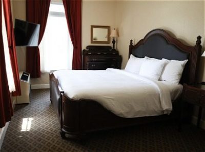 Suite 1 King